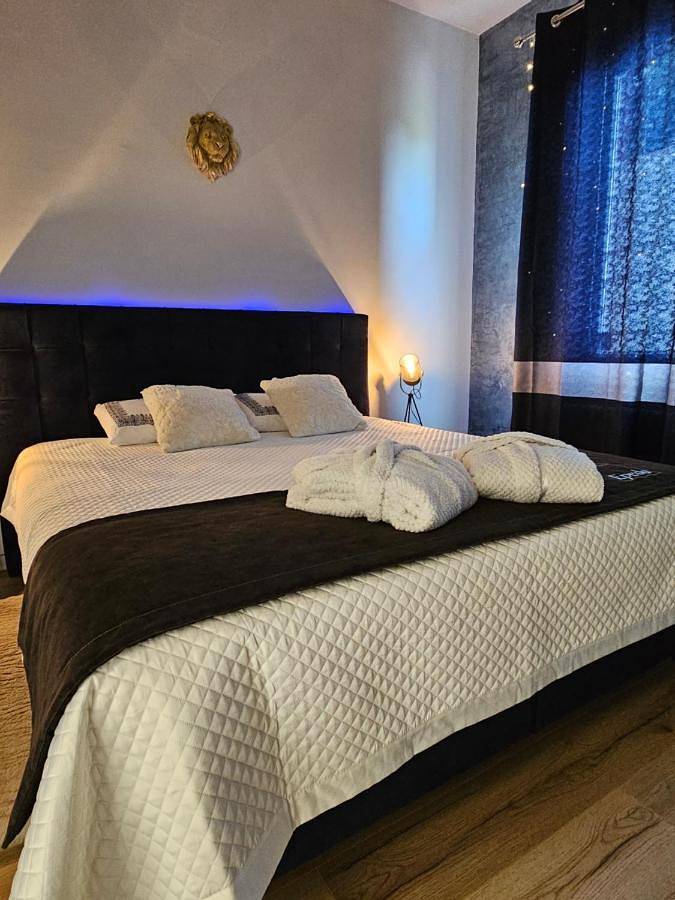 Chambre d’hôte pour 2 personnes, avec jacuzzi et terrasse à Tournai - 2