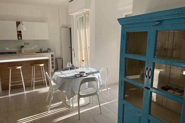Ferienwohnung für 7 Personen, mit Balkon in Porto San Giorgio