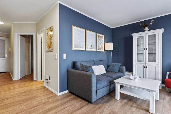 Ganze Wohnung, Ferienwohnung in erster Reihe am Strand mit Balkon und großartigem Meerblick! in Kühlungsborn Weststrand, Kühlungsborn