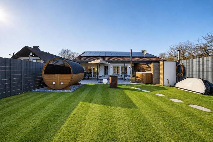 Ferienwohnung für 3 Personen, mit Terrasse und Whirlpool sowie Garten und Pool am Bostalsee - 2