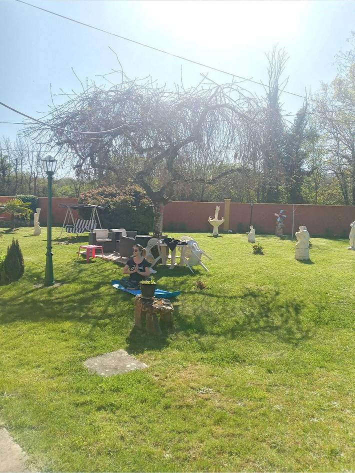 Location de vacances pour 8 personnes, avec terrasse dans Charny-Orée-de-Puisaye - 2