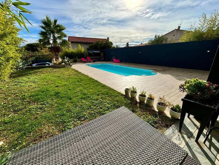 Gîte pour 3 personnes, avec terrasse ainsi que piscine et jardin à Les Pennes-Mirabeau - 3