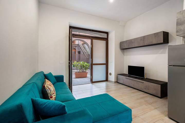 Ferienwohnung für 3 Personen, mit Seeblick in Porto Valtravaglia