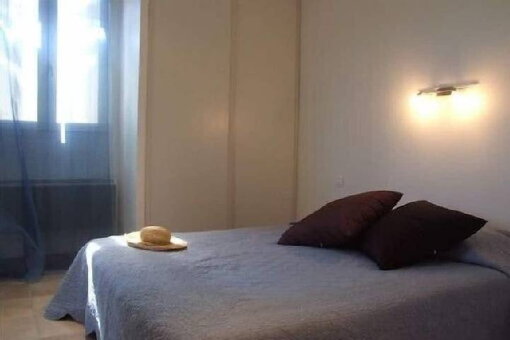 Location de vacances pour 4 personnes, avec piscine ainsi que terrasse et jardin à Caromb - 3