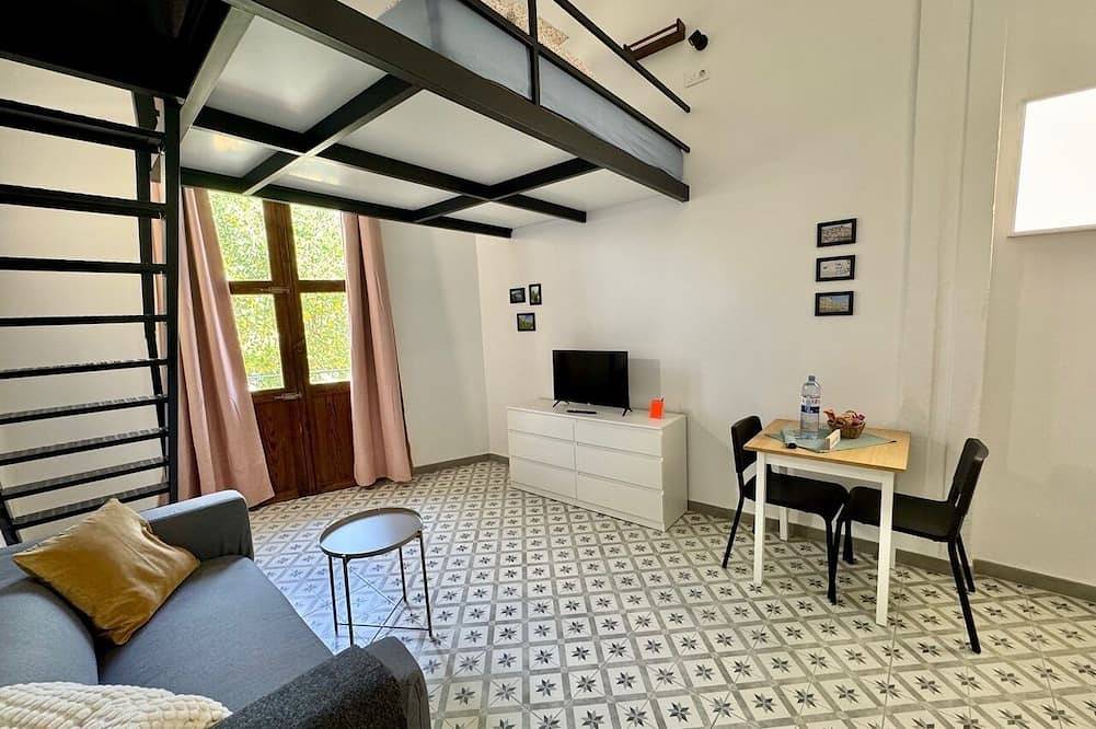 Apartamento entero, Estudio-Superior-Baño privado-Vista a la Ciudad in Ingenio, Gran Canaria Este
