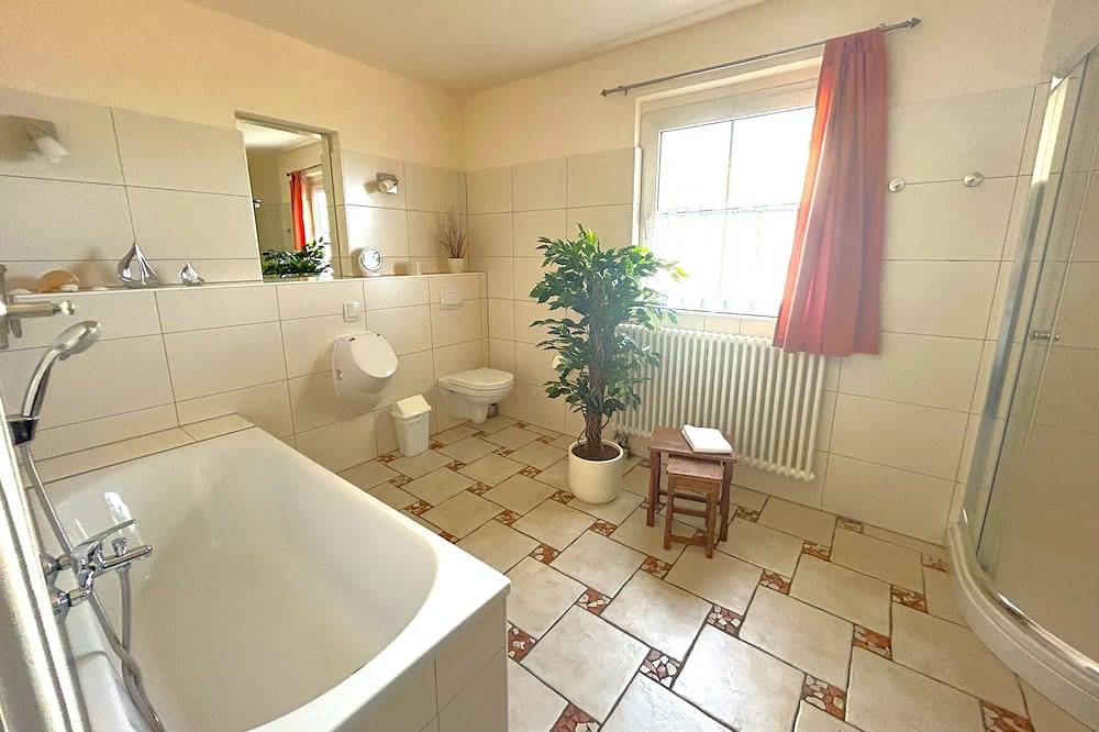 Fewo Fräulein Bahls - Strandvilla Rheingold in Göhren, Rügen