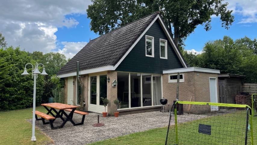 Ferienhaus für 8 Personen, mit Terrasse und Garten - 1