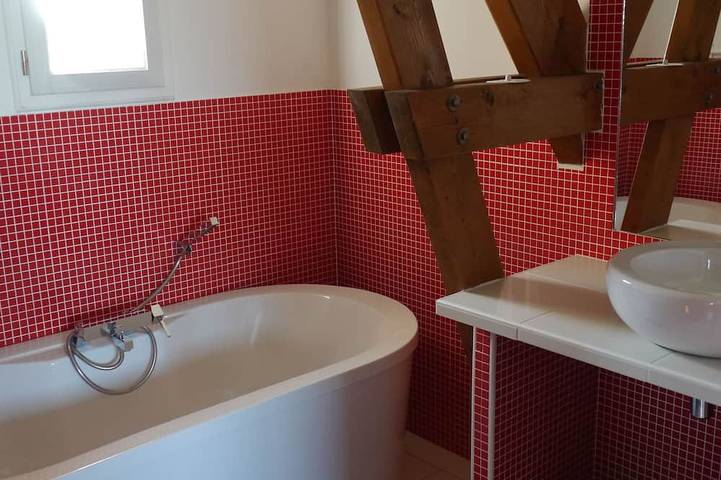 Location de vacances pour 6 personnes, avec jardin et terrasse à Saint-Martin-de-Gurson - 4