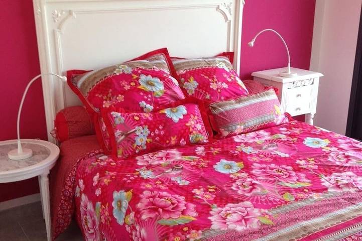 Location de vacances pour 8 personnes, avec jardin et terrasse dans Plage de la Madrague (Giens) - 4