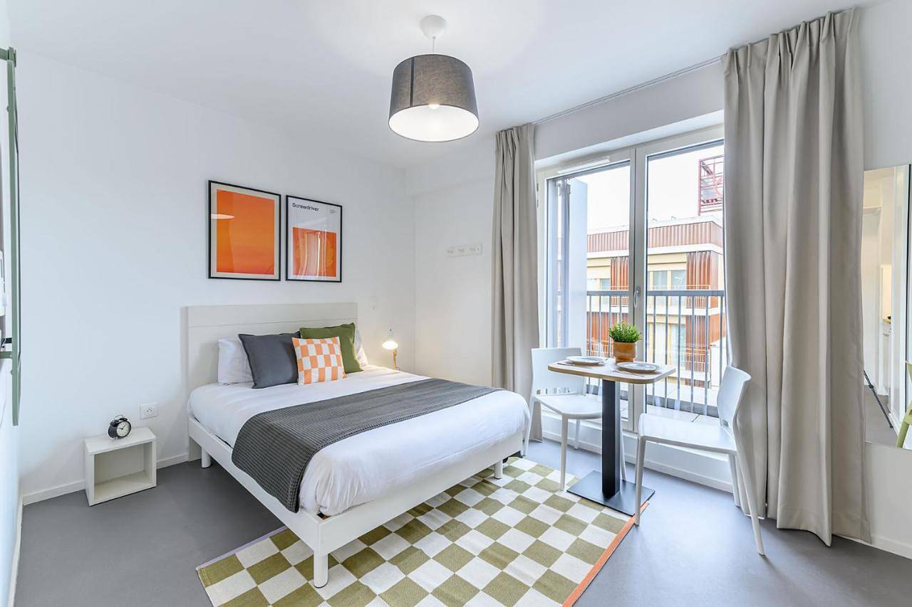 One-Bedroom Apartment in Saint-Denis, Seine-Saint-Denis