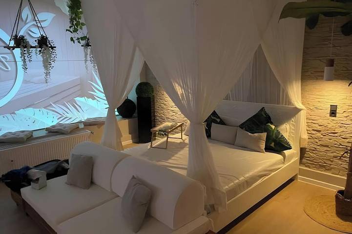 Ferienwohnung für 2 Personen, mit Whirlpool und Sauna in Heiligenhaus