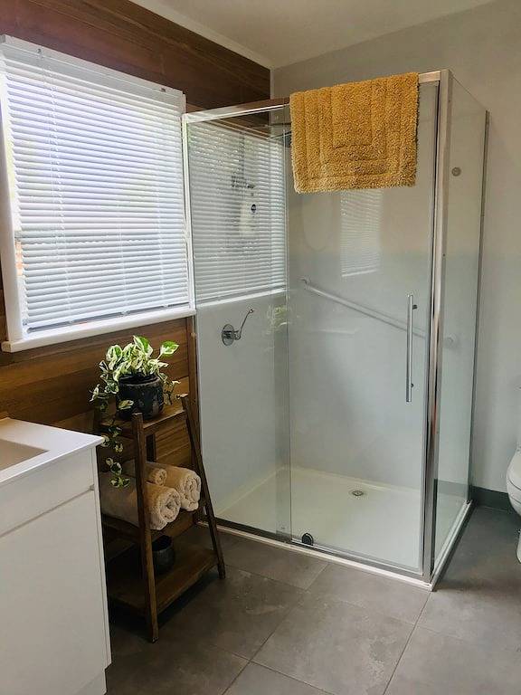 Holiday home for 7 people, with terrace and garden as well as hot tub in Rosebud