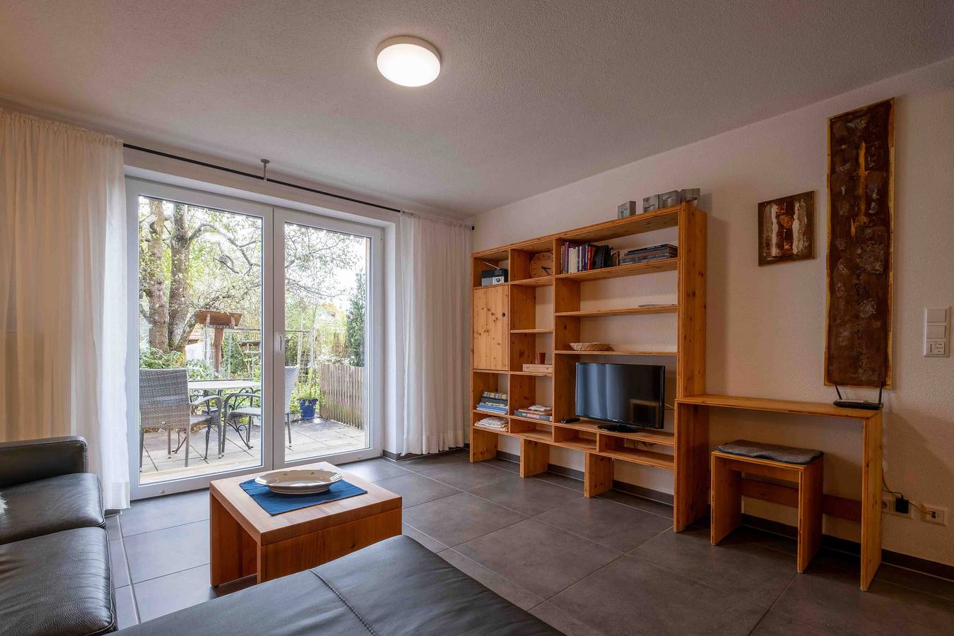 Ganze Wohnung, Ferienwohnung 'Gartenglück' mit Gemeinschaftsterrasse und Wi-Fi in Bad Waldsee, Oberschwaben