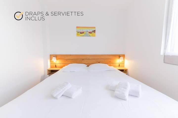 Gîte pour 4 personnes, avec terrasse dans Plage de Tréompan - 3