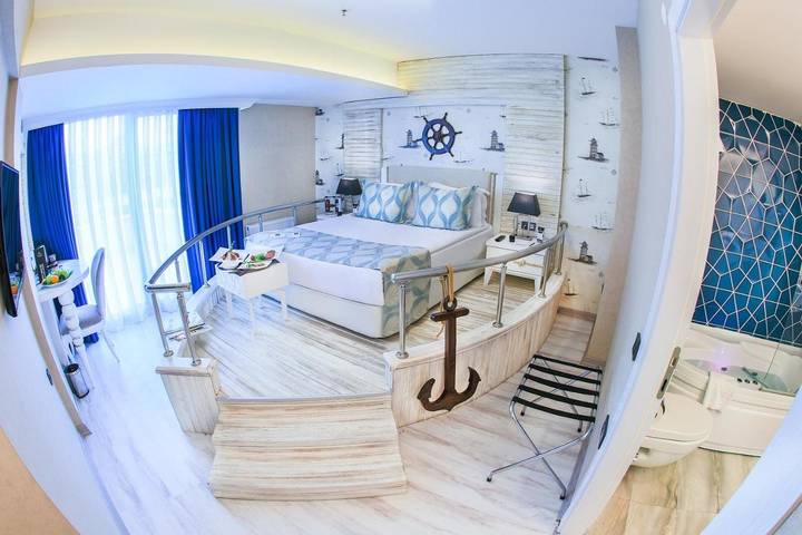 Hôtel pour 2 personnes, avec jardin et jacuzzi, adapté aux familles - 1