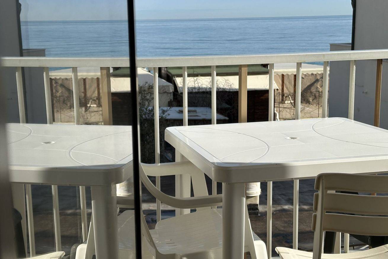 Apartamento entero, M177 - Marcelli, two-room apartment in the center and facing the sea in Marcelli, Numana