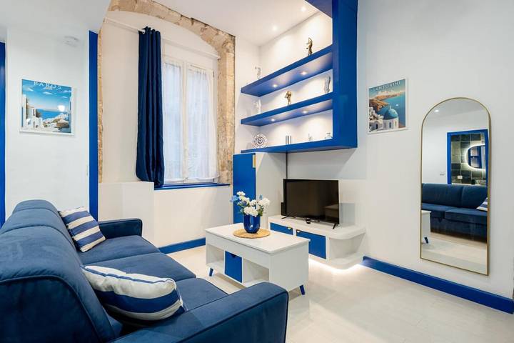 Gîte pour 4 personnes, animaux acceptés dans Basilique De Sainte Marie Majeure La Major Marseille - 2