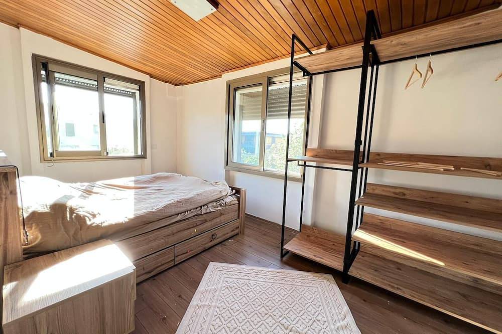 Awesome 4-bedroom villa with Ac in charming Cesme-Alacatı in Alacati, Provinz Izmir