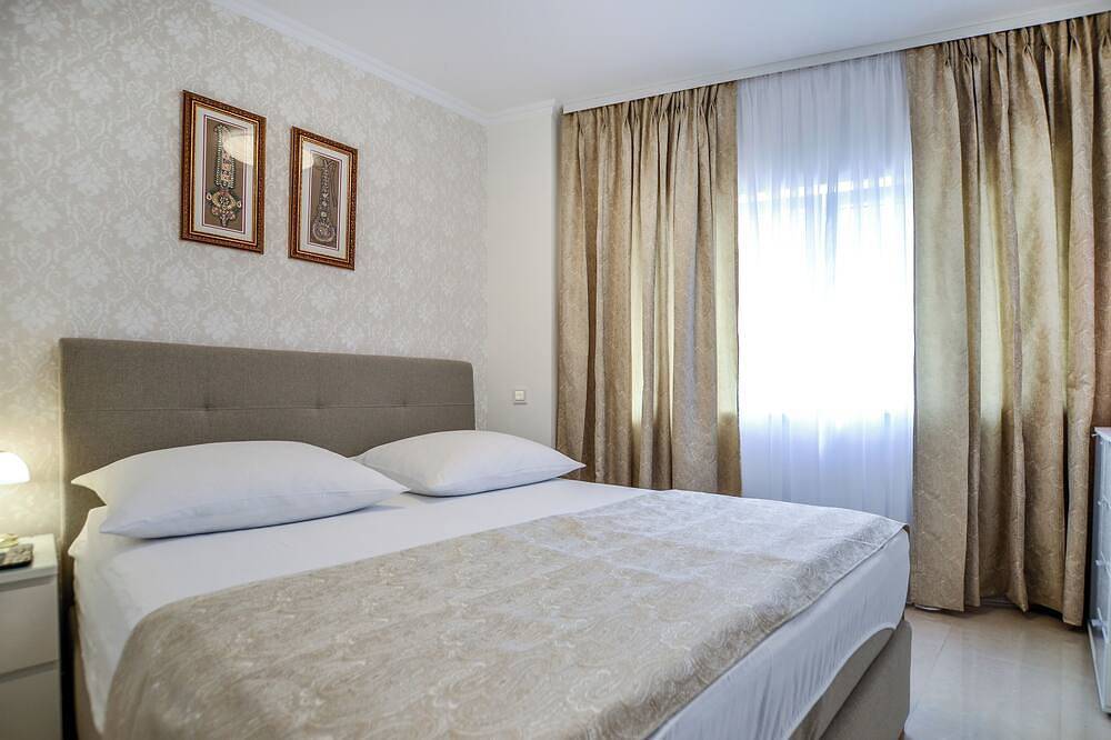 Hel lejlighed, Stylish & chic, new apartment, subway stop 2 minutes walk in Nippes (Köln), Köln