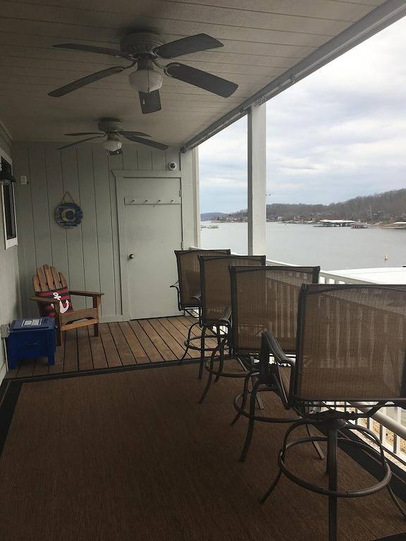 Ganze Wohnung, Ruhige Wohnung am See der Ozarks * Keine Reinigungsgebühr * in Lake Ozark, Lake of the Ozarks