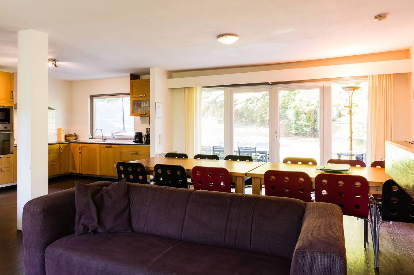 Comfortabele groepsaccommodatie voor 12 personen met sauna en buitenspa in La Roche in Dochamps, Manhay