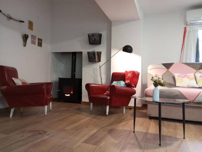 Location de vacances pour 7 personnes, avec vue ainsi que jardin et piscine à Baena - 3