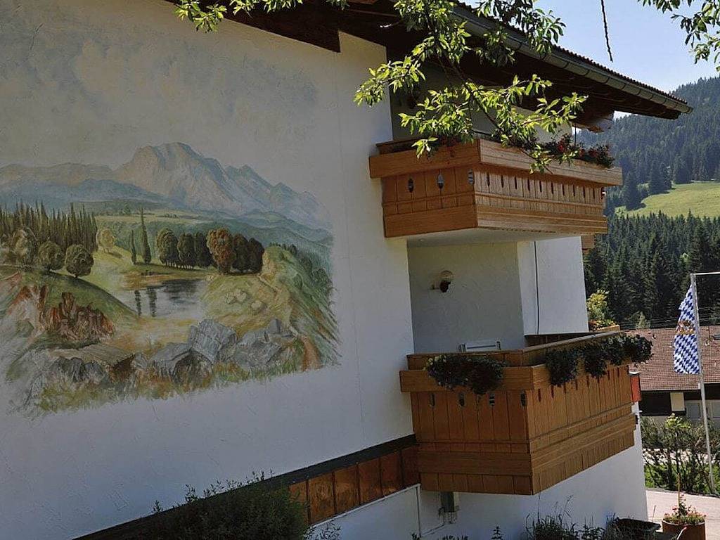 "Enzian" im Landhaus Wildschütz in Jungholz, Bayerische Alpen