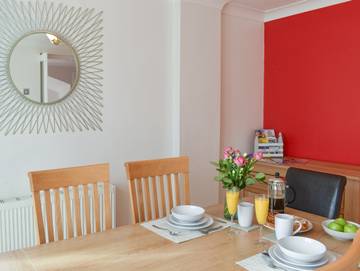 Holiday Rental for 5 People in Westward Ho, Devon, Photo 3
