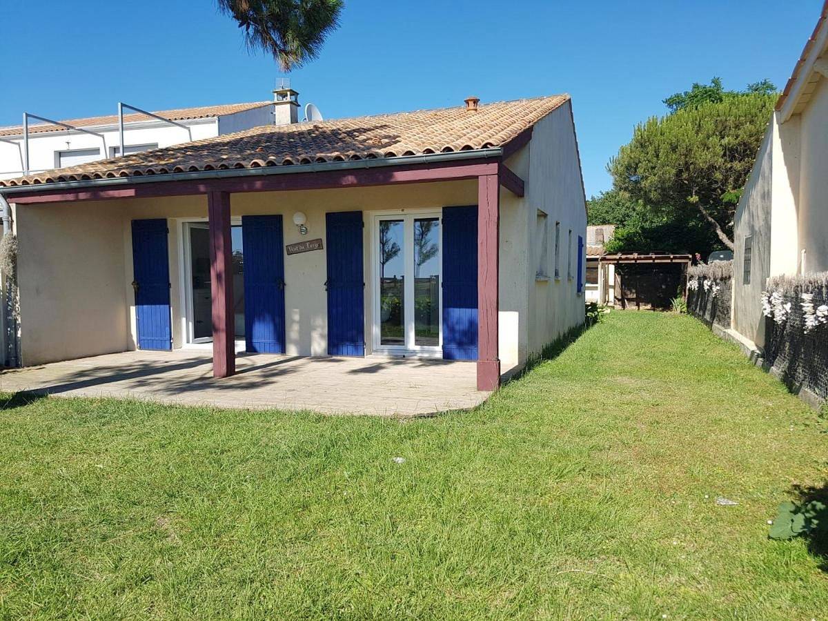 Two-Bedroom House in Marennes, Côte de Beauté