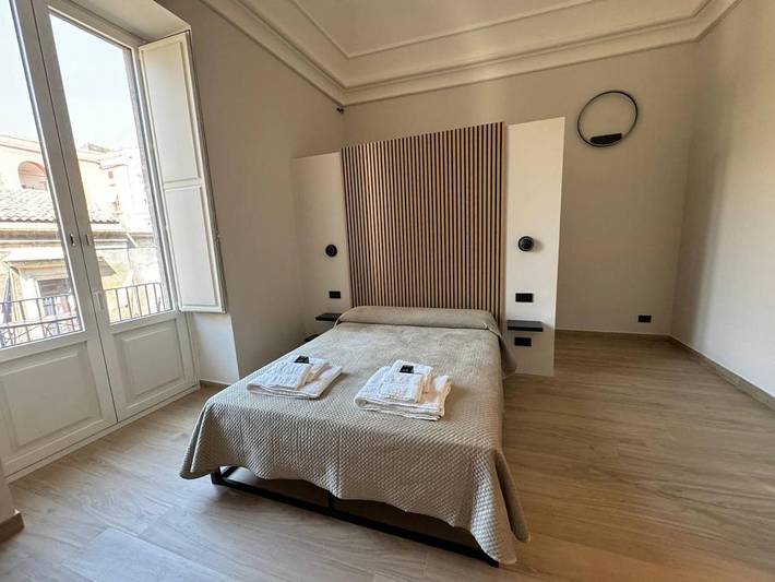 B&b voor 2 personen, met uitzicht en balkon in Catania