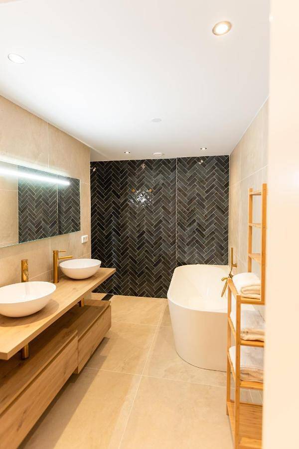Geheel appartement, Three-Bedroom Apartment in Breda, Noord-Brabant