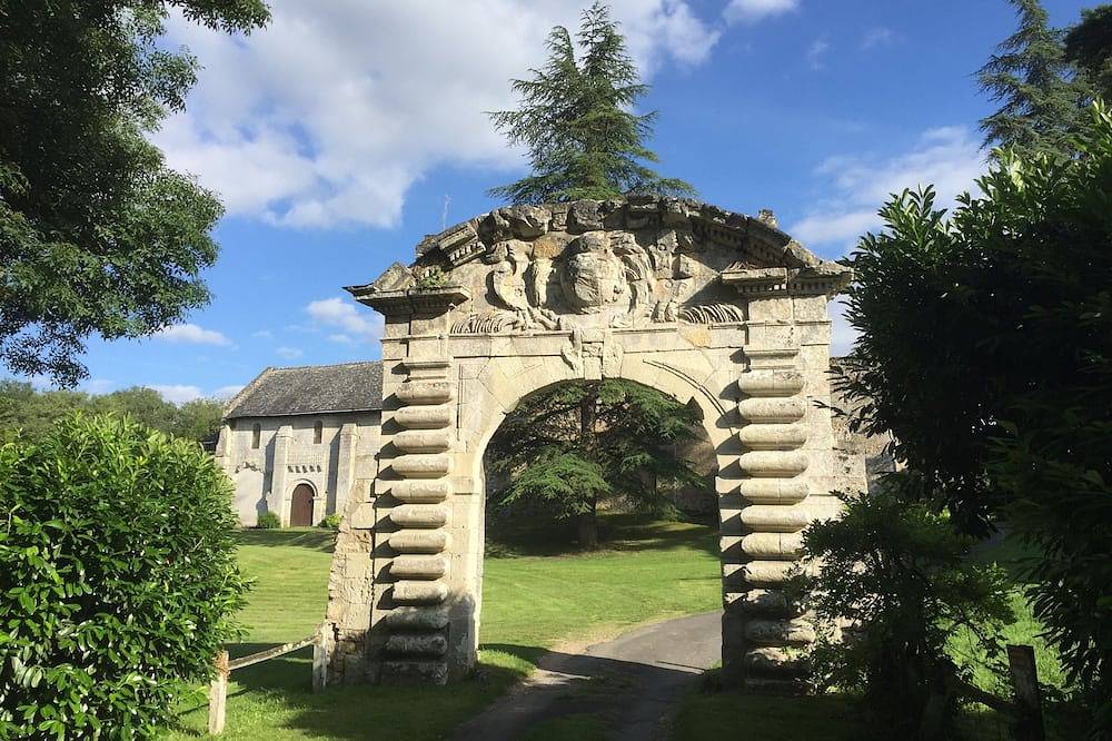Domaine d’exception historique en Vallée de Loire avec piscine chauffée (28 p) in Pont-de-Ruan, Région de Tours
