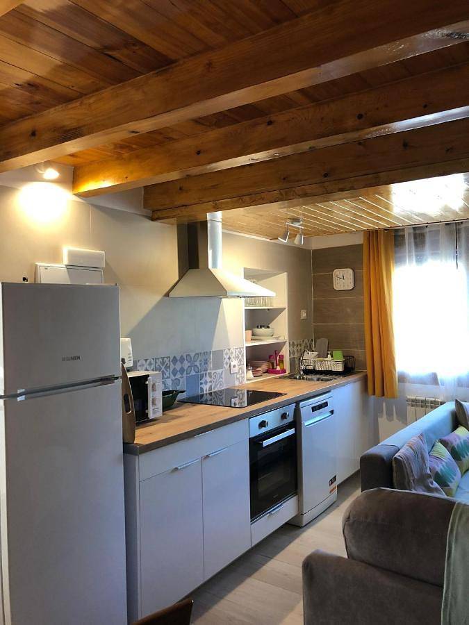 Casa rural para 6 personas, con piscina y jardín en Navarredonda de Gredos - 4