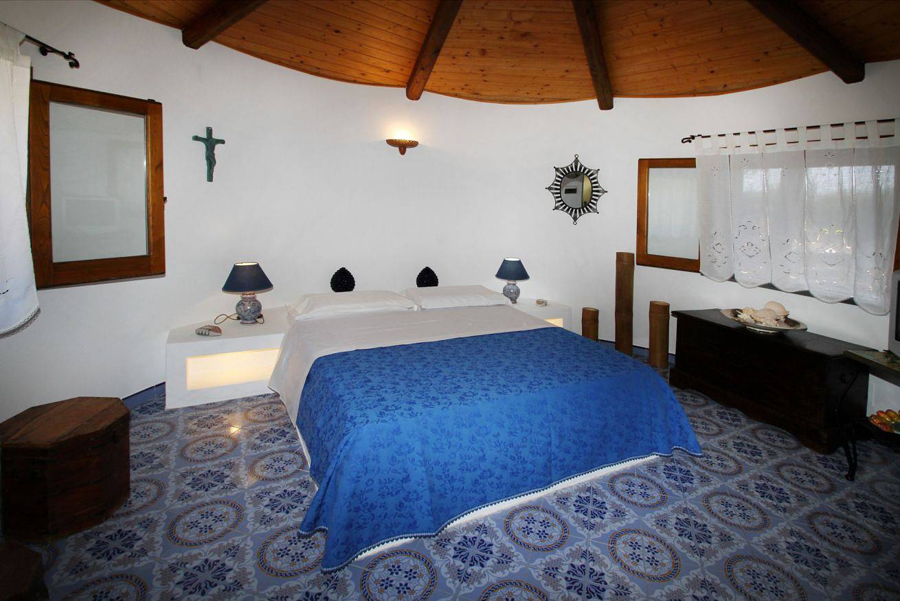 Apartamento inteiro, Boutique Villa – Beachfront with Direct Access in Caronia, Sicília