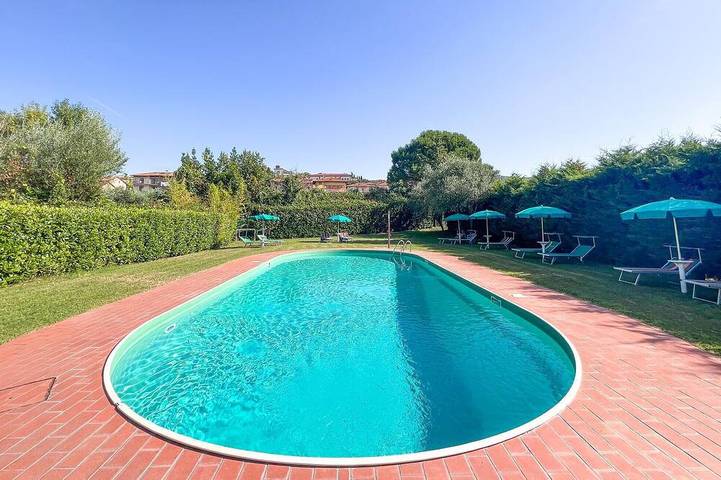Apartamento de vacaciones para 5 personas, con jardín y piscina, Se admiten mascotas - 1