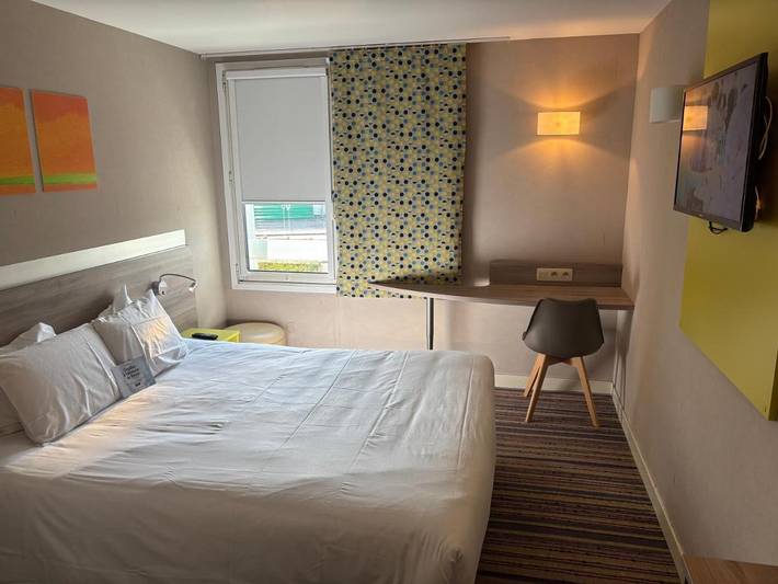 Hôtel pour 2 personnes, animaux acceptés à Saint-Bonnet-de-Mure - 4