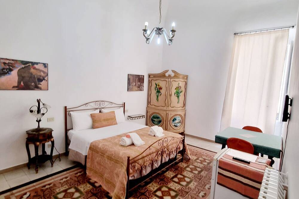 Lecce center - double room with en suite bathroom in Lecce, Lecce Province