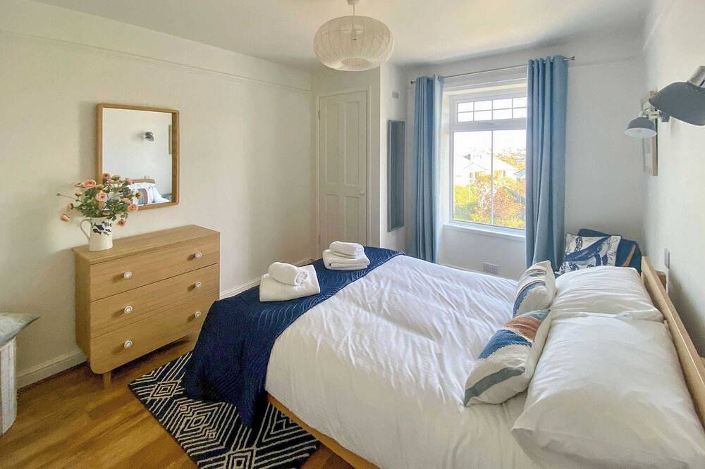 4 bedroom accommodation in Crantock in Crantock, Cornwall