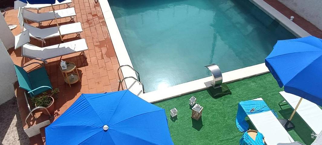 Maison d’hôte pour 3 personnes, avec jacuzzi et sauna ainsi que piscine et jardin dans Ischia - 2