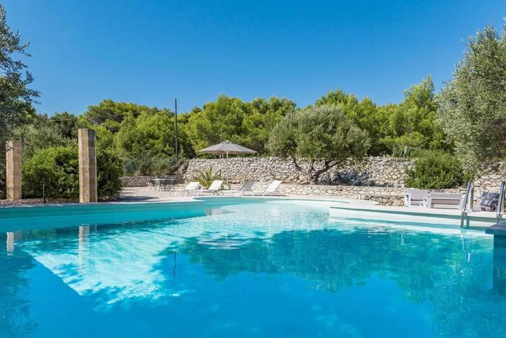 Villa per 6 persone, con piscina e panorama nonché giardino in Gagliano del Capo