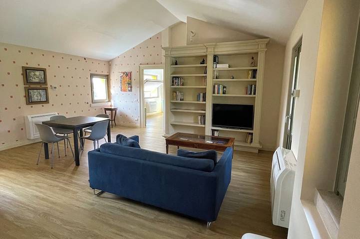 Appartamento intero, Appartamento Indipendente In Villa Con Piscina, Giardino E Solarium - Rosso in Rodengo-Saiano, Prealpi Gardesane