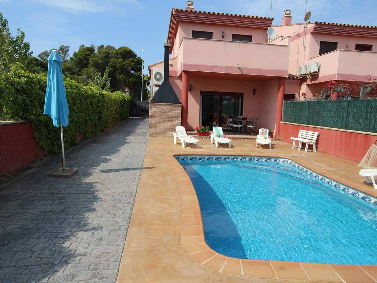 Casa Sarset,I deal fuer Ihren Urlaub am Meer, Witi gratis, optional Klimaanlage, Privatpool, Hunde erlaubt, Hundestrand in Riumar, Delta de l'Ebre