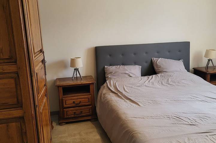 Quiet house with pool 🌳 ideal family 4 persons in Saint-Cézaire-sur-Siagne, Cannes und Umgebung