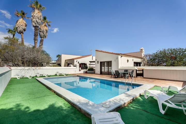 Holiday Home “3-Bedroom Villa in Golf del Sur” in Oasis del Sur, San Miguel de Abona