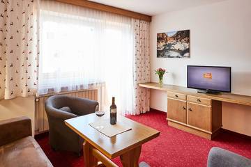 Ferienwohnung für 4 Personen, mit Balkon und Garten in Prutz