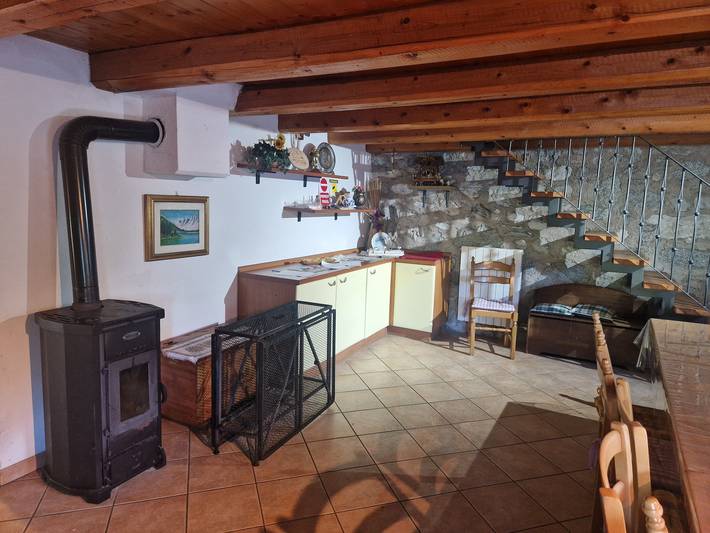 Baita 'Baita Prapur' mit privatem Garten in Pieve di Bono-Prezzo, Gardasee-Berge