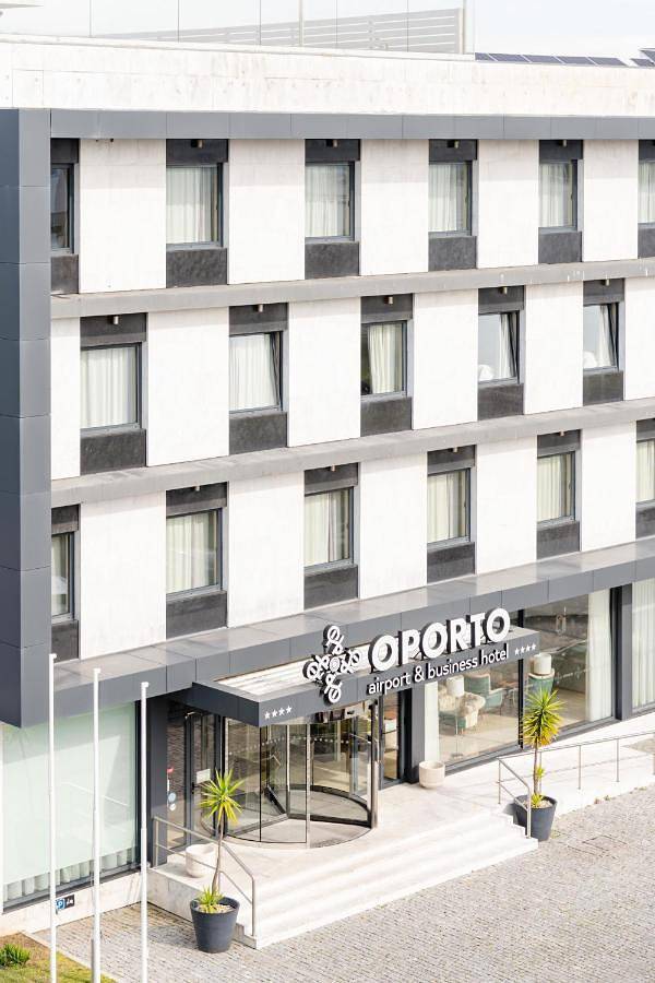 Hôtel pour 2 personnes, avec vue ainsi que piscine et terrasse à Maia - 2