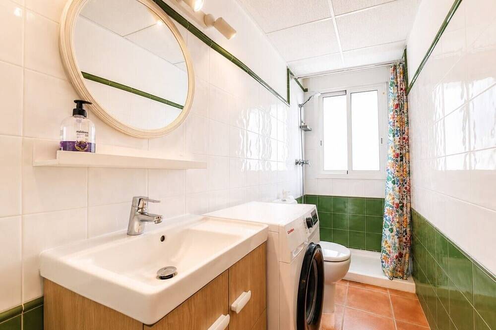 Ganze Wohnung, Modern Apartment with Rooftop Pool & Terrace near Mojácar Playa in Turre, Costa de Almería
