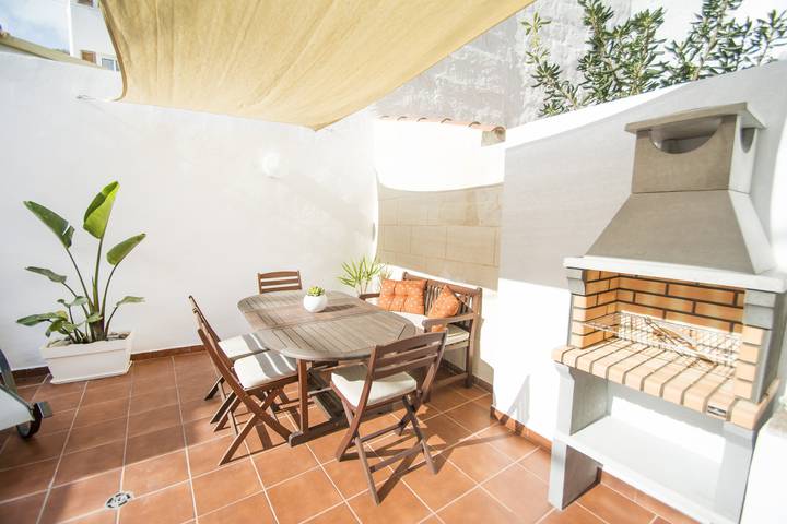 Casa de vacaciones para 8 personas con terraza in Ferrerías Ciudad, Ferrerías
