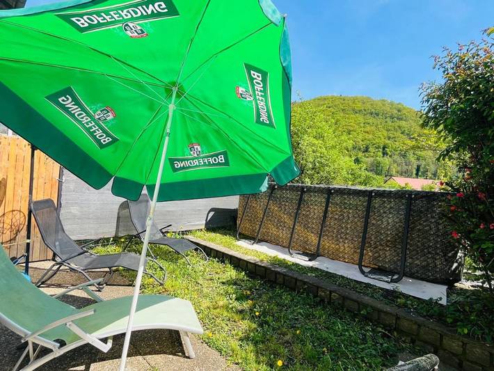Maison de vacances pour 4 personnes, avec jardin ainsi que vue et piscine, animaux acceptés